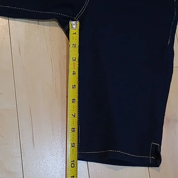 Blue Spice women's size 3 jean shorts - Picture 4 of 4